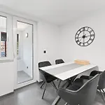 Apartmán - Stilvolle Im Stadtzentrum - Loggia - Kingsize Bett - Smart Tv - Netflix - 60qm - 24h Check-in