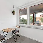 - Stilvolle Im Stadtzentrum - Loggia - Kingsize Bett - Smart Tv - Netflix - 60qm - 24h Check-in