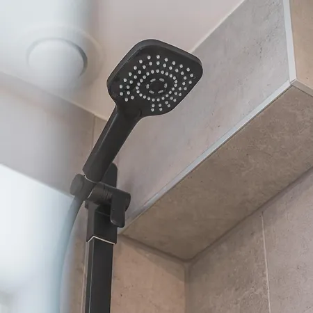 - Stilvolle Im Stadtzentrum - Loggia - Kingsize Bett - Smart Tv - Netflix - 60qm - 24h Check-in