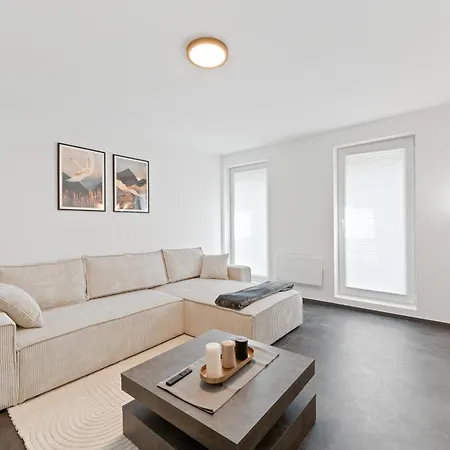 - Stilvolle Im Stadtzentrum - Loggia - Kingsize Bett - Smart Tv - Netflix - 60qm - 24h Check-in *