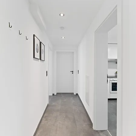 - Stilvolle Im Stadtzentrum - Loggia - Kingsize Bett - Smart Tv - Netflix - 60qm - 24h Check-in * Ludwigsburg