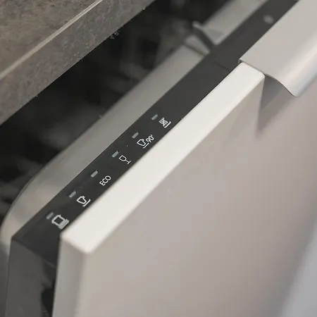 - Stilvolle Im Stadtzentrum - Loggia - Kingsize Bett - Smart Tv - Netflix - 60qm - 24h Check-in Ludwigsbourg