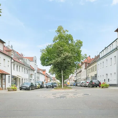 - Stilvolle Im Stadtzentrum - Loggia - Kingsize Bett - Smart Tv - Netflix - 60qm - 24h Check-in